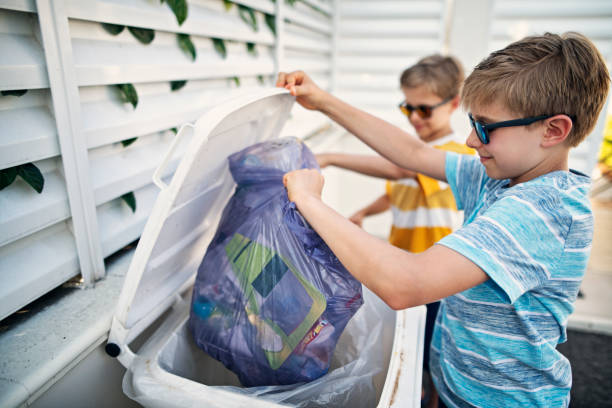 Best Household Junk Removal  in Country Clu, CA